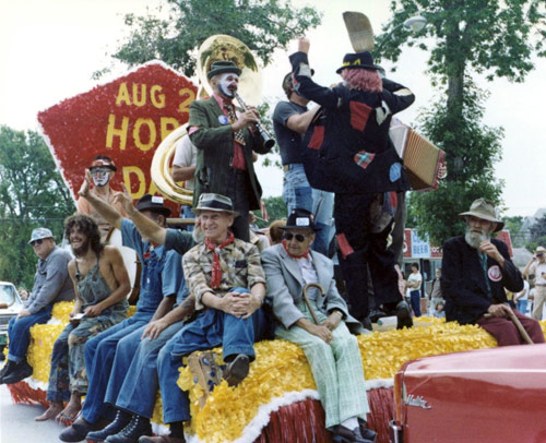 hobo convention: hoboes on a float